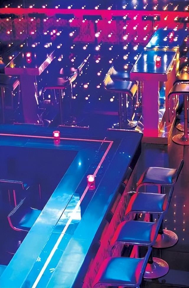 酒吧,夜总会,夜店,会所的区别