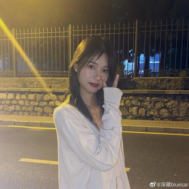 活力满满！湖北跳高女神邵雨琪社媒美照 运动少女花颜月貌吸晴