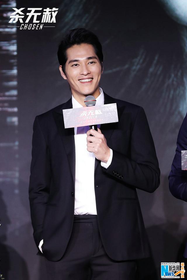 《杀无赦》邓家佳蓝正龙默契配合现场共舞