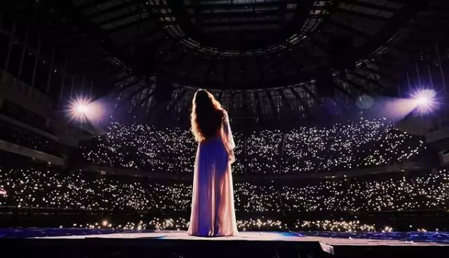 陈绮贞43岁了，她唱的还是我们的18岁