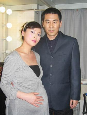 “老实人”陈建斌的负心往事，和他交往的4个女神