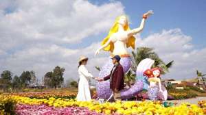 杨安迪(佳鸥天成四十之约｜圆梦宝石婚夫妇纪念短片拍摄)