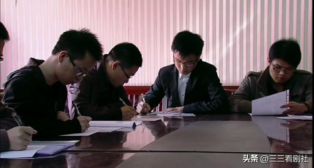 倔强的麦苗,为生存奔波的寒门子弟——纪录片《出路》