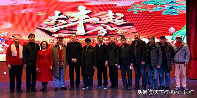 我想握住你们的手