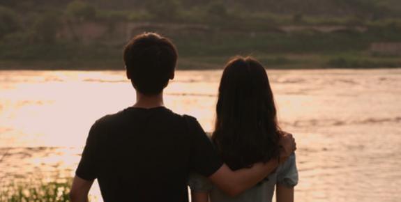 海军中将好色成性！淫乱文工团女兵，敛财上亿，最终栽在情妇身上