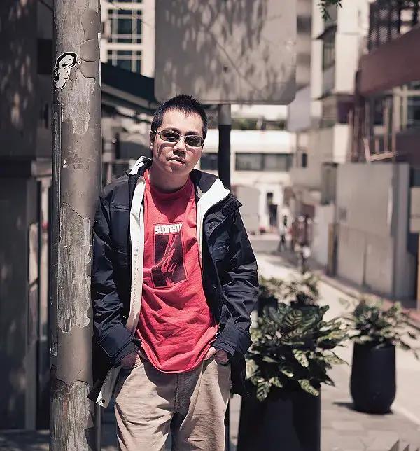 聊聊彭浩翔，以及下三路荒诞低俗喜剧片《买凶拍人》