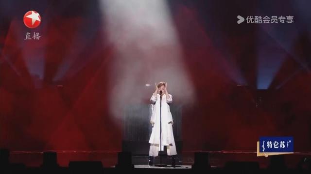 2025跨年晚会大比拼，东方卫视脱颖而出，果然真诚才是必杀技！