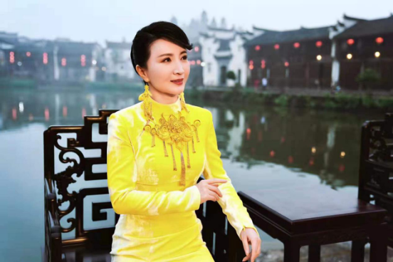 明星大咖汇——杜桦｜旗袍美人，用歌曲弘扬中国文化