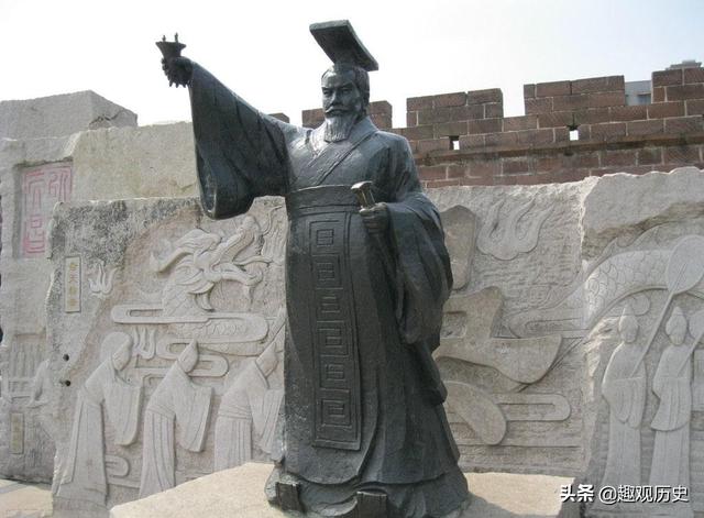 孙策遭暗杀不幸身亡后，孙权怎么安置大乔的呢？或陪葬或被迫改嫁