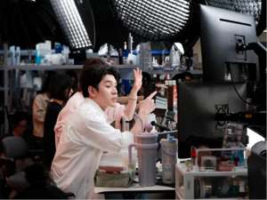 李佳琦是谁(重回C位，李佳琦何以持续发力？)