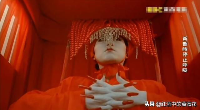 记忆中的几首恐怖片音乐，现在旋律响起来，还是觉得后背发凉