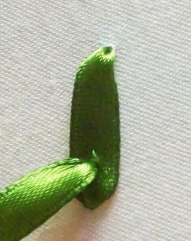 美不胜收的丝带绣,会不会针法都可学会,快收藏!附7款花叶针法