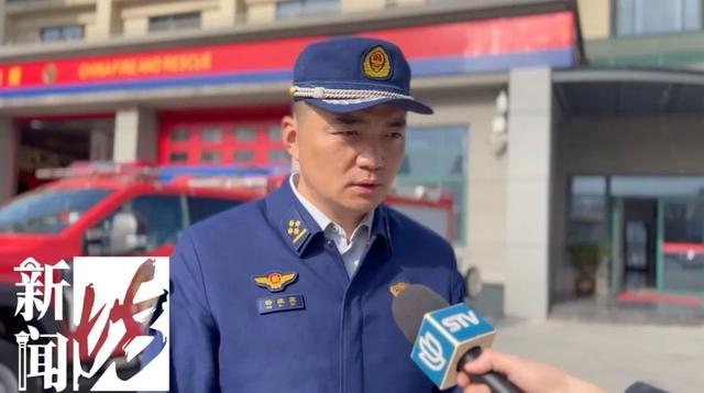 沪一小区深夜突发险情！居民纷纷夺门而出，一波“神操作”……