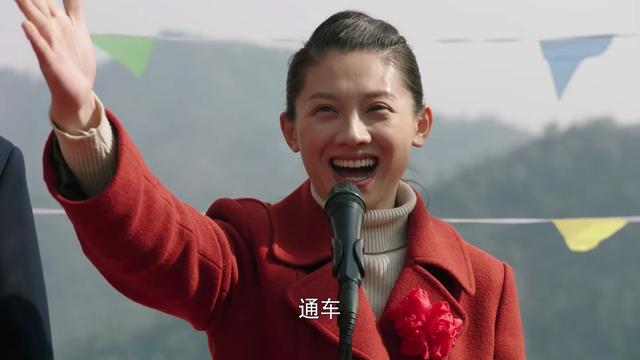 今晚首播！36集年代大剧来袭，央视力推，我敢说：这剧收视能爆