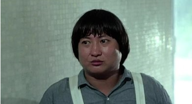 洪金宝：号称港圈“功夫胖”，嘴角却因被打留疤，是谁如此大胆？