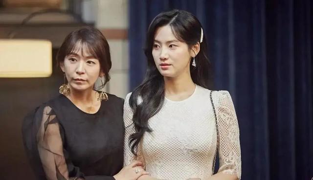 揭露韩国「校园援助交际」，这人间课堂，可真敢拍