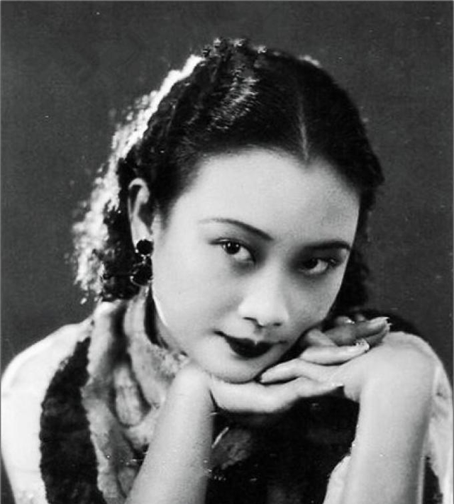 阅女无数的戴笠,最后一晚属于这个女人,他的死亡秘密是什么