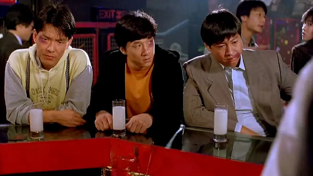 1995年洪金宝联手元彪，与李连杰对决警匪片，却搞垮了自己的公司