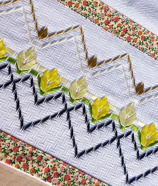 美不胜收的丝带绣,会不会针法都可学会,快收藏!附7款花叶针法