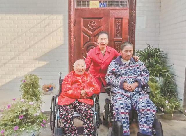 不离不弃的守护无微不至的照顾 女子唤醒沉睡8年的植物人丈夫