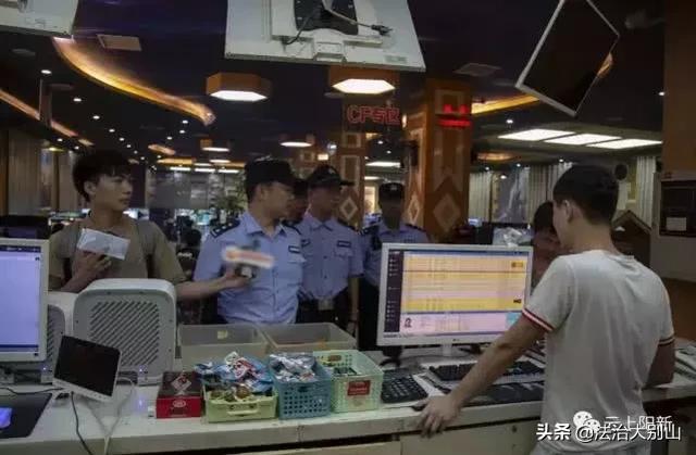 湖北警方清查娱乐场所，97名男女被抓！全程网上直播…