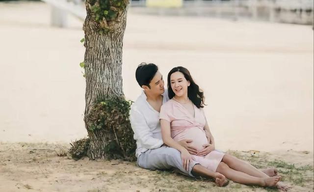 恭喜！周润发前妻余安安宣布再度当外婆，大女儿二胎平安生子