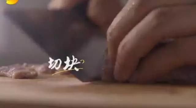 《透鲜滴星期天》迎来直播网红进场，自制类综艺优势凸显