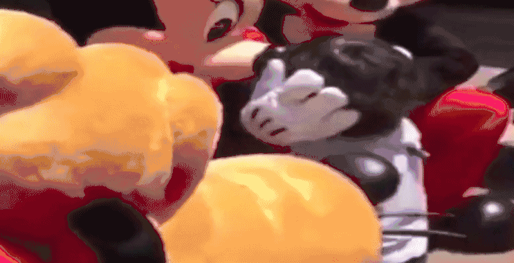 排队7小时，只为她砸钱：玲娜贝儿到底啥来头？