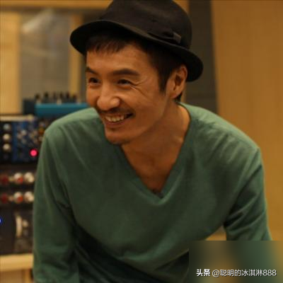 内地乐坛段位最高的8位男歌手排行榜,崔健也仅排在第二位!