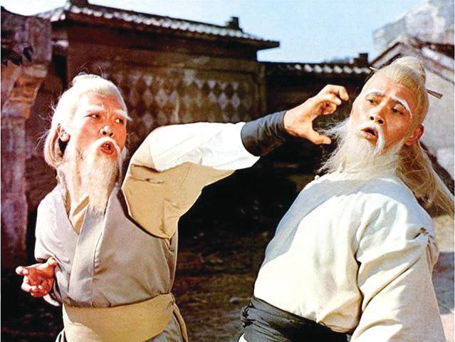 黄正利:影坛“第一腿王”,跆拳道黑带九段,一脚踢死挑战者