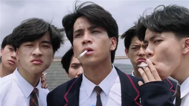 《逃学威龙》30年：帅气学生是梁小龙的弟弟，还有3位演员已去世
