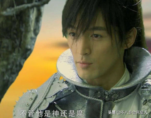 频频“发疯”的胡歌，依旧没走出17年前的那场车祸