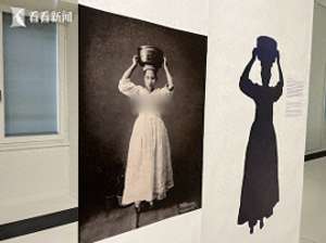 露出胸(露胸炫耀生儿子？柏林韩民俗展这张旧照被批辱韩)