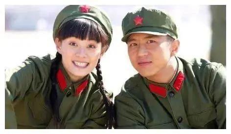 邓超孙俪协议离婚因孩子选择不公开，夫妻俩携儿女合体现身破谣言