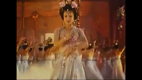 12版杨贵妃，一颦一笑皆风情，谁撑起了唐朝第一美，谁在滥竽充数