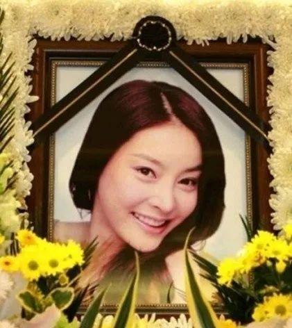 揭秘韩国演艺圈悲惨事件！8名女星因潜规则自杀，现又多了崔雪莉