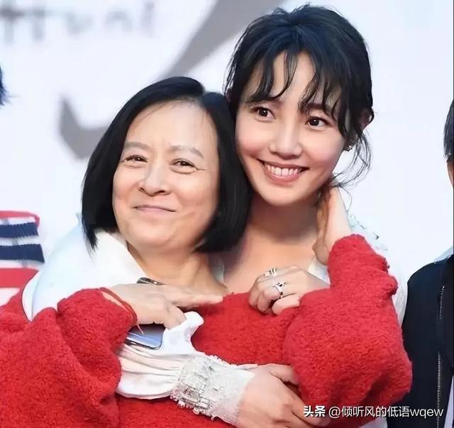 离婚4年和导演同居生二胎，白百何这盘“大棋”，原来陶虹没说错