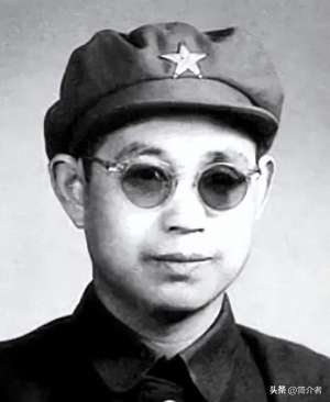 徐斌洲(志愿军第39军政委，独目中将——徐斌洲)