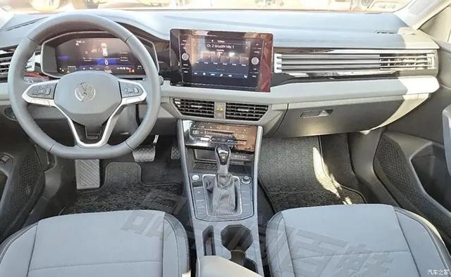 Jetta 比老车型便宜！蜂窝格栅、18英寸大轮圈，大众能延续神话吗