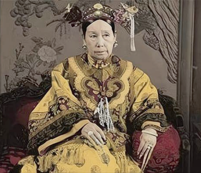 历史上臭名昭著的四个人，没想到被电视剧洗白，反而成了正面人物