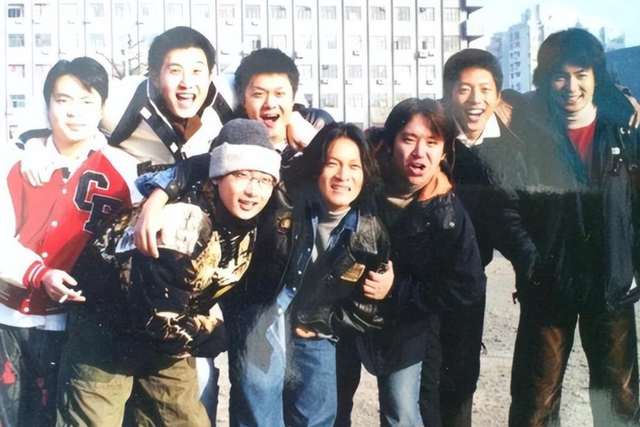 演员杨志刚：娶小师妹张静，每月工资都上交，如今他过得怎么样？