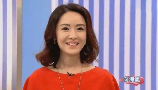 12版杨贵妃，一颦一笑皆风情，谁撑起了唐朝第一美，谁在滥竽充数