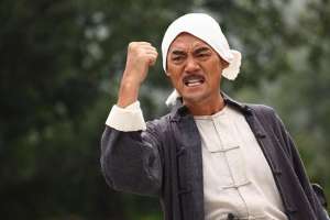 巍子(巍子：被人艺培养多年，解决户口还送北京一套房，可他却忘恩负义)