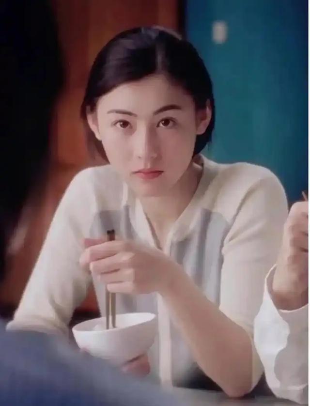 艳照门都毁不掉的张柏芝，现在涅槃重生，王菲终究还是败下风来