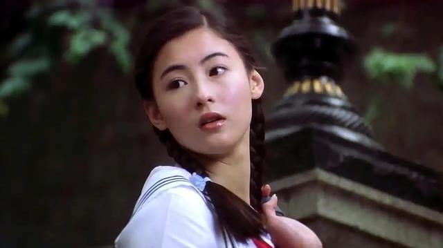 艳照门都毁不掉的张柏芝，现在涅槃重生，王菲终究还是败下风来