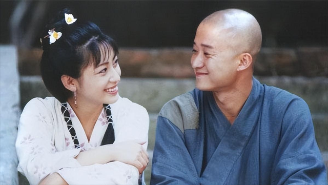 雅琦：11岁出道，与张铁林同居被甩，嫁大23岁老公被宠成公主