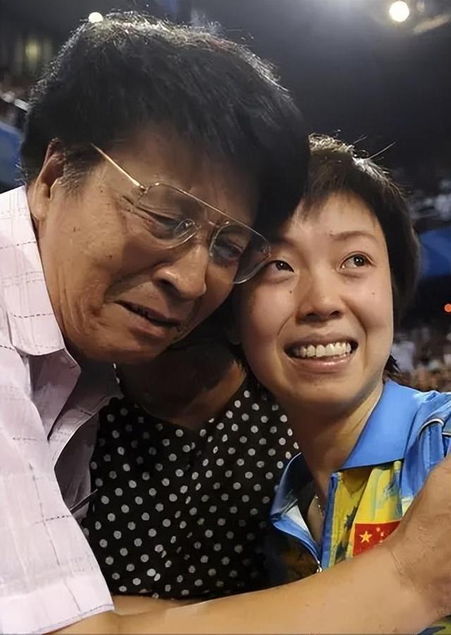 张怡宁：28岁时嫁48岁的300亿富豪，昔日世界冠军做起了家庭主妇