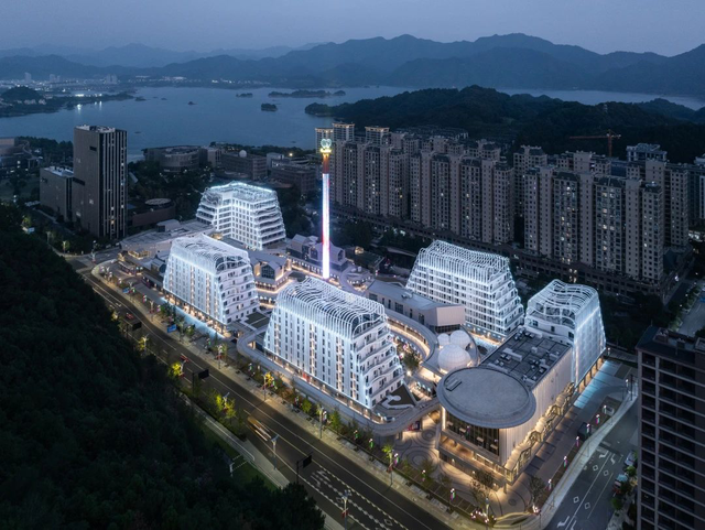 千岛湖首发经济引“青潮”，阿尔法城启动全球小镇青年玩创之旅