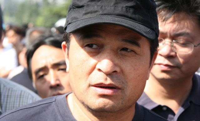 被批“不男不女”的毕凌,把父亲毕福剑所剩无几的体面,撕得稀碎