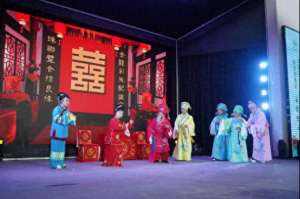 草原花月夜简谱(一曲“含弓”走天下，安徽含山让记忆里的乡音戏韵走得更远)